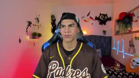 Damian online show from 11.02.25