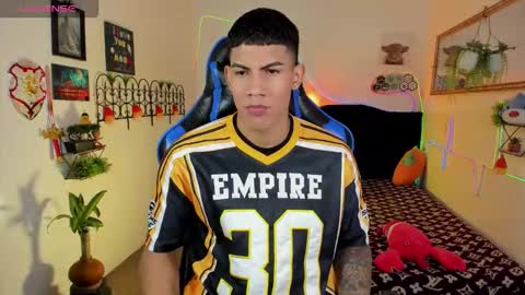 Snapshot of damian_latinxxx chatting on 02.09.26 Damian online show from 02.09.26