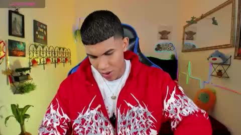 Snapshot of damian_latinxxx chatting on 02.12.26 Damian online show from 02.12.26