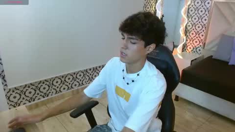 damian_tay online show from 04.12.26