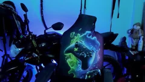 Damian torner online show from 10.15.25