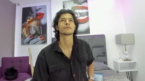 Snapshot of damian_vadim chatting on 03.25.26 Damian Vadim online show from 03.25.26