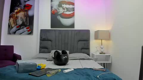 Snapshot of damian_vadim chatting on 04.26.26 Damian Vadim online show from 04.26.26