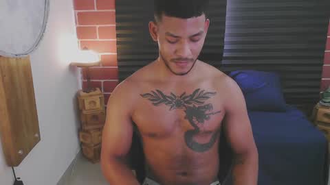 Snapshot of damiann_rees chatting on 02.17.25 instagram damiannreed. online show from 02.17.25