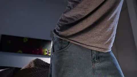 Snapshot of damianow chatting on 02.20.26 insta damn8 -------- online show from 02.20.26