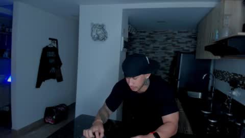 Snapshot of dammianmilleroficial chatting on 02.13.26 INSTAGRAM DAMMIANMILLEROFICIAL online show from 02.13.26