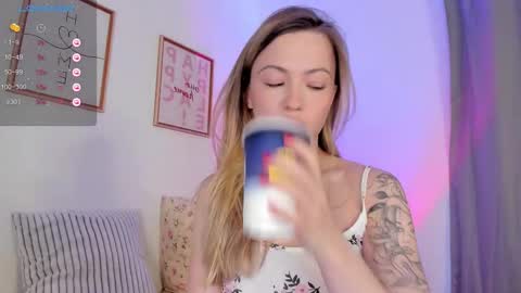 Snapshot of damn_cutie chatting on 02.04.26 Tiana online show from 02.04.26