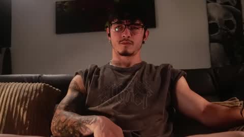 insta damn8   ---         -----  online show from 04.07.26