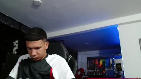 damyan_2003 online show from 11.14.25