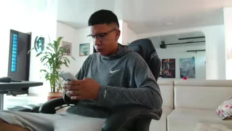 damyan_2003 online show from 04.05.26