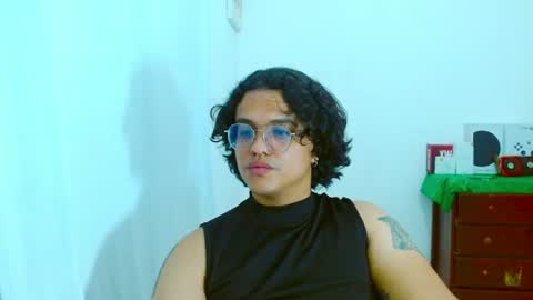 Snapshot of dan_blous chatting on 07.15.26 Diane Blosson online show from 07.15.26