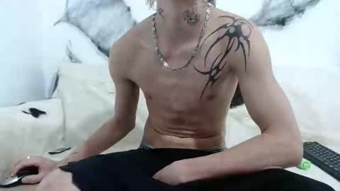 dan_jonson15 online show from 10.31.25