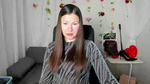 Dana Dom online show from 02.11.26