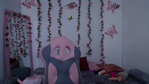 dana online show from 10.27.25