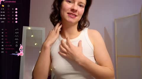 Snapshot of dana_magical chatting on 12.08.24 DANA online show from 12.08.24