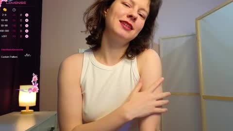 Snapshot of dana_magical chatting on 03.05.25 DANA online show from 03.05.25