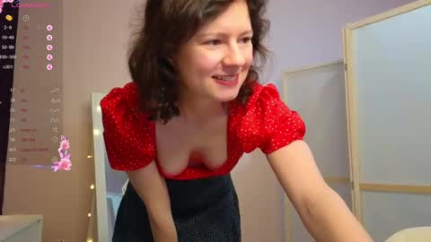 Snapshot of dana_magical chatting on 03.06.25 DANA online show from 03.06.25