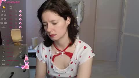 Snapshot of dana_magical chatting on 09.24.25 DANA online show from 09.24.25