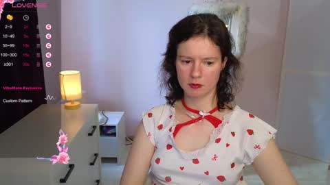 Snapshot of dana_magical chatting on 10.11.25 DANA online show from 10.11.25