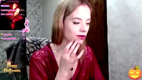 Snapshot of dana_smilex chatting on 10.29.25 Dana SmileX online show from 10.29.25