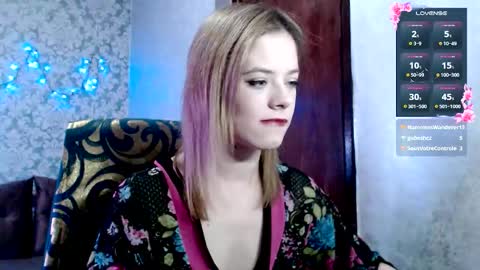 Snapshot of dana_smilex chatting on 01.13.26 Dana SmileX online show from 01.13.26