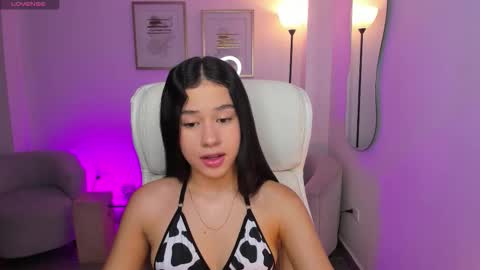 Snapshot of danaa_rouse chatting on 09.22.25 danaa_rouse online show from 09.22.25