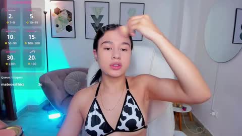 Snapshot of danaa_rouse chatting on 10.01.25 danaa_rouse online show from 10.01.25