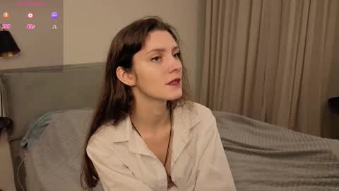 Snapshot of danaaddams chatting on 11.15.25 danaaddams online show from 11.15.25