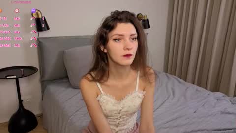 Snapshot of danaaddams chatting on 12.04.25 danaaddams online show from 12.04.25