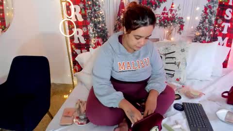 danaferluccio online show from 12.05.25