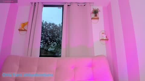 Snapshot of danafinet chatting on 09.17.25 A B B Y online show from 09.17.25