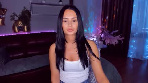 DanaMiers online show from 04.17.26