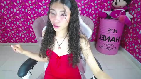 Danatella  online show from 02.12.25