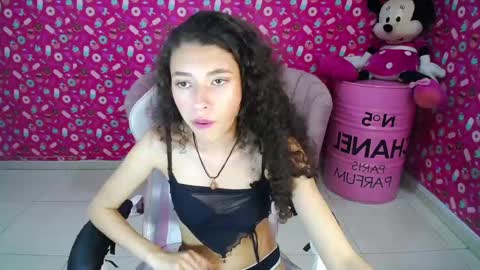 Danatella  online show from 02.19.25