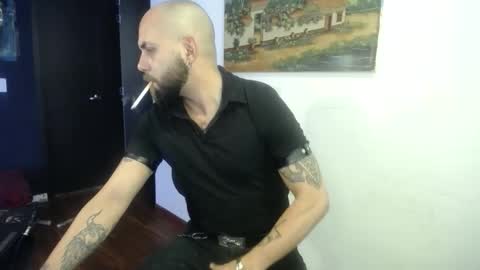 Snapshot of danbury44 chatting on 10.24.25 danbury online show from 10.24.25