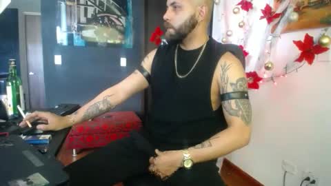 Snapshot of danbury44 chatting on 12.13.25 danbury online show from 12.13.25