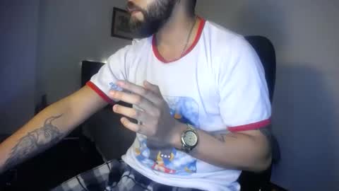 Snapshot of danbury44 chatting on 01.12.26 danbury online show from 01.12.26