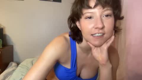 Snapshot of dancerbb chatting on 10.08.25 DancerBB online show from 10.08.25
