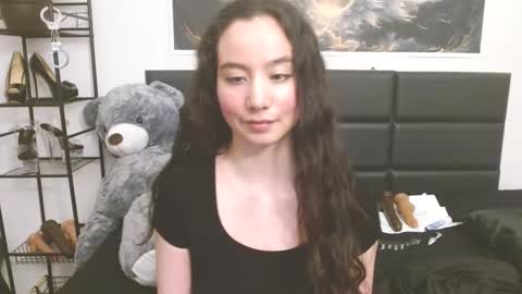 Snapshot of dandykitty chatting on 11.23.25 Lea lei-a online show from 11.23.25