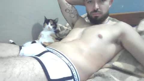 dani3l9905 online show from 10.18.25