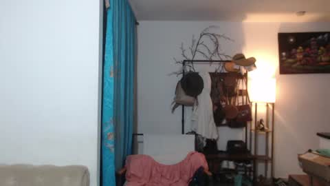 Snapshot of dani_brown19 chatting on 06.22.26 dani_brown19 online show from 06.22.26