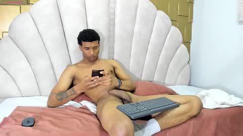 Snapshot of dani_dick_ chatting on 10.20.25 Daniel online show from 10.20.25