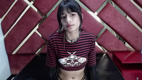 Snapshot of dani_dream chatting on 12.13.24 dani_dream online show from 12.13.24