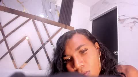 Dani online show from 04.21.26