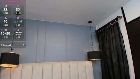 Snapshot of dania_moore_ chatting on 12.05.24 JANE online show from 12.05.24