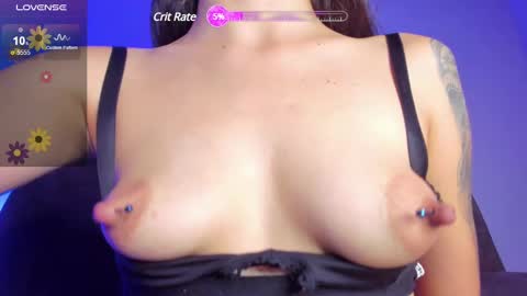 Snapshot of dania_wi chatting on 12.21.24 DANIA online show from 12.21.24