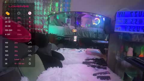 Snapshot of danidragon69 chatting on 01.31.25 Dani Dragon online show from 01.31.25