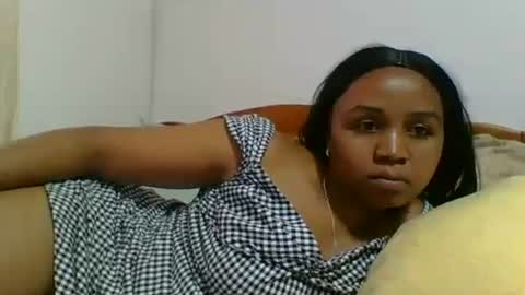 danie80704 online show from 10.12.25