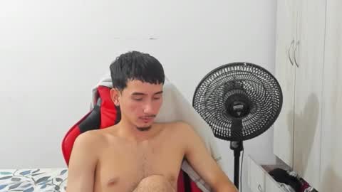 Snapshot of daniel_443 chatting on 11.19.25 DANIEL online show from 11.19.25