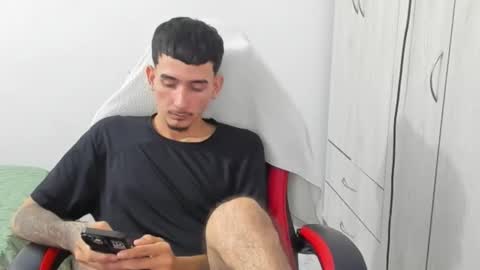 Snapshot of daniel_443 chatting on 12.01.25 DANIEL online show from 12.01.25